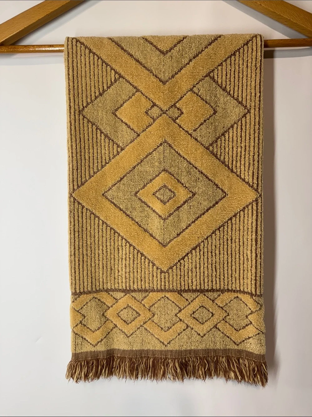 Vtg Dundee 3 Pc Towel Set Southwestern Aztec Geometric Beige Brown Fringe MCM US